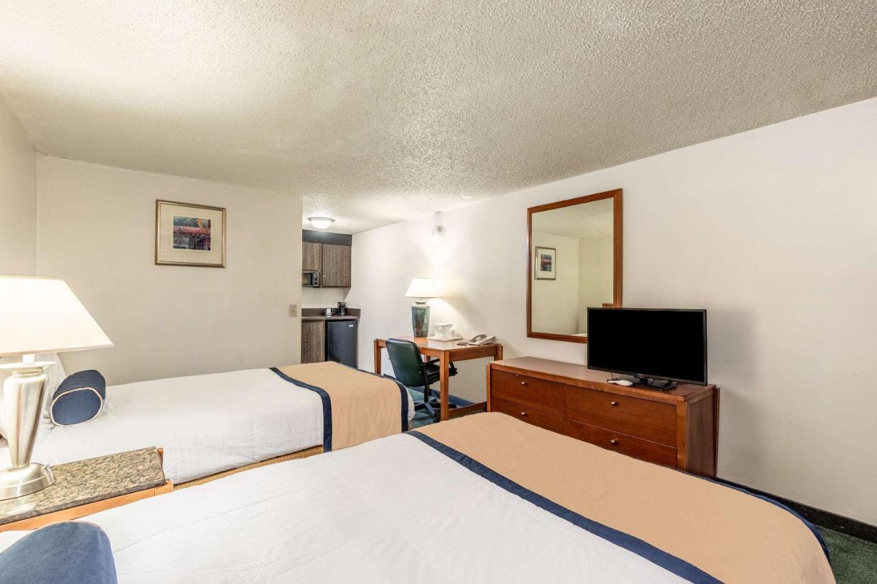 Value Inn Kenosha I-94 - Exit 344 プレザント・プレイリー エクステリア 写真